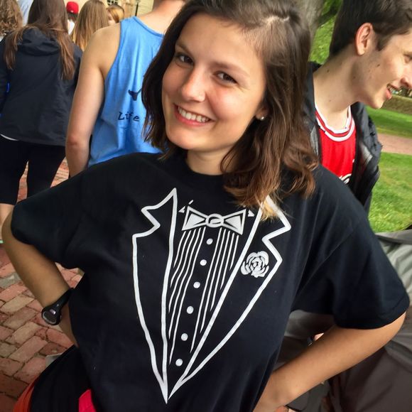 Meet your Posher, Sarah - Picture 1 of 1